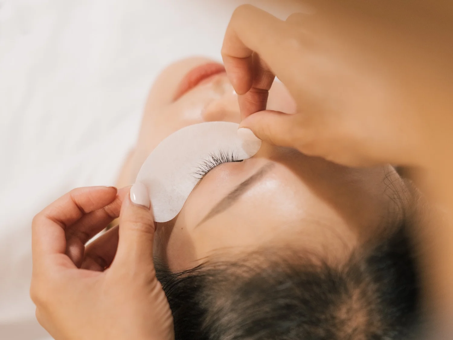 A lash treatment at Liveo